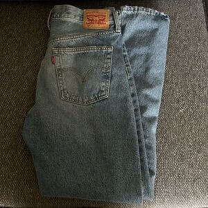 Levi’s ‘Wedgie fit’ size 27
